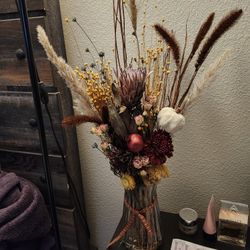 Dry Flower Fall Arangment