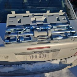18 Piece Dent Puller