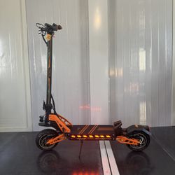 Dual-motor high-speed electric scooter