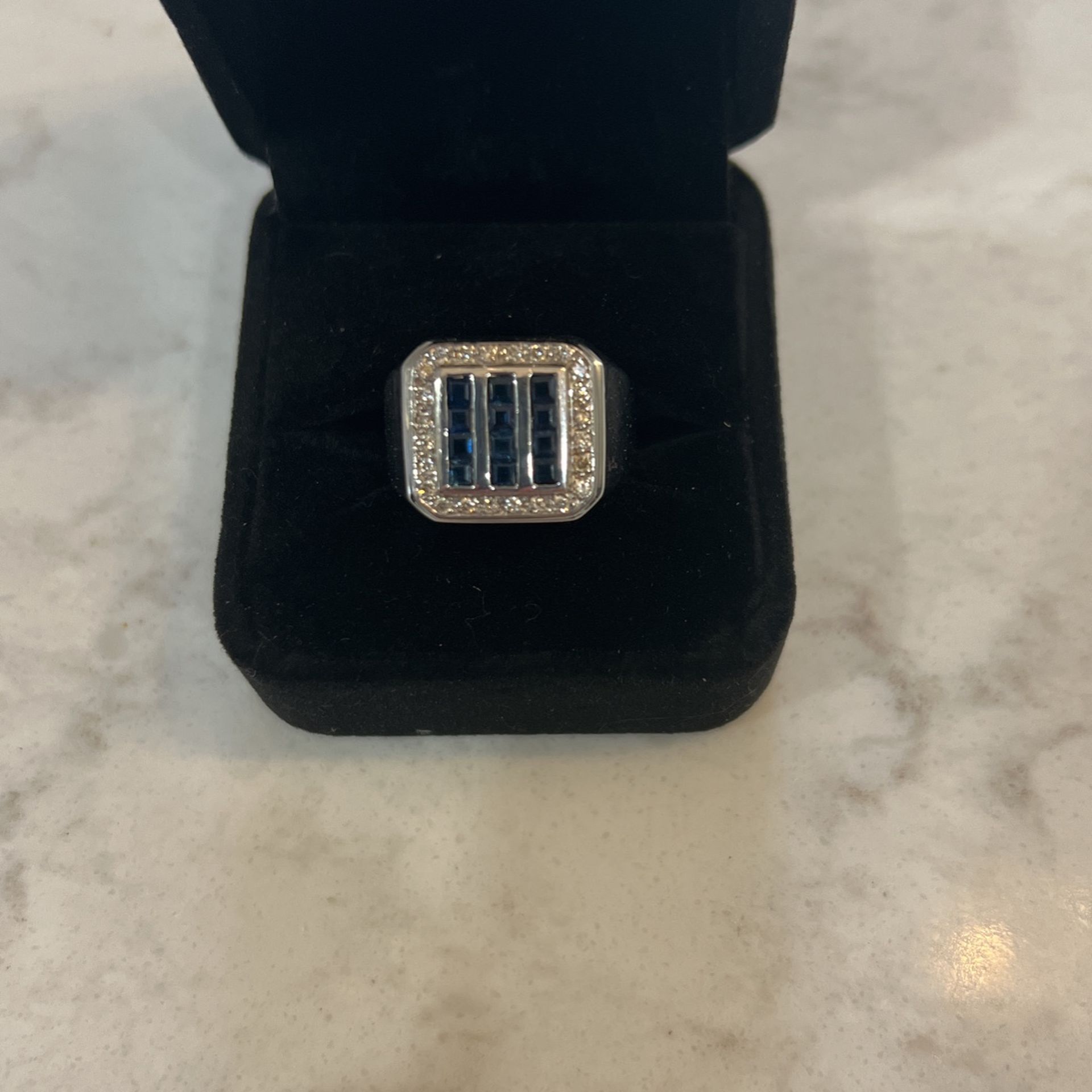 Men’s 14k Diamond And Sapphire Ring