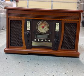 Victrola turntable cd cassette Bluetooth