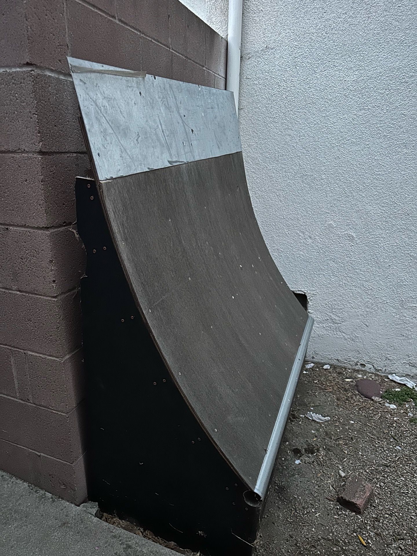 Skateboard 6 Feet Grind Box 6 Feet Skate Bar & Ramp