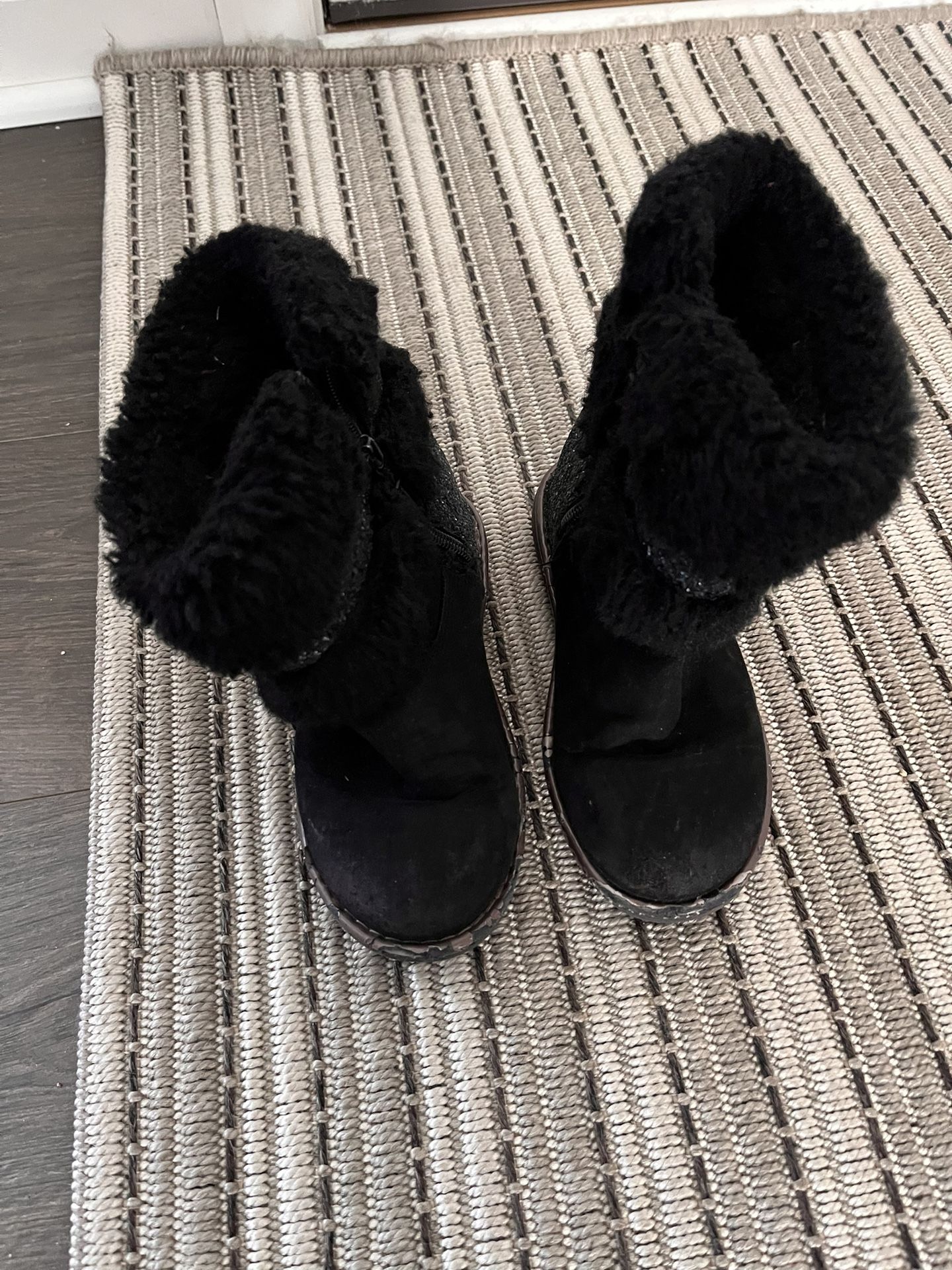 Kid’s Size 12 Black Furry Boots