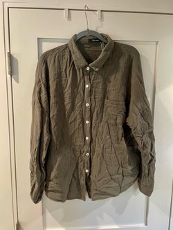 Women’s Green Shirt - Large