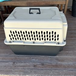 Dog Crate 28x21x21 30.00