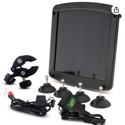 Battery Tender 5 Watt Solar Panel 12V Battery Charger with Charge Controller - IP67 Weatherproof - Windshield or Handlebar Mountable
