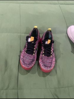 Women’s 8 1/2 vapor max