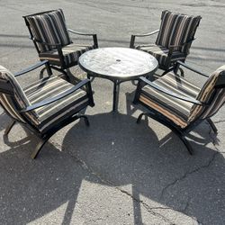 Beautiful Aluminum Conversation Set Table And 4 Chairs W/ Cushions 