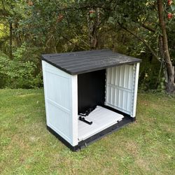 Outdoor Resin Storage Shed 36 Cu. Ft. Garden Horizontal Storage Large Capacity Weather Resistant Storage Box, Lockable Resin Waterproof Shed for Garba