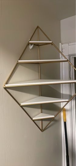 Gold Metal Diamond Wall Shelf