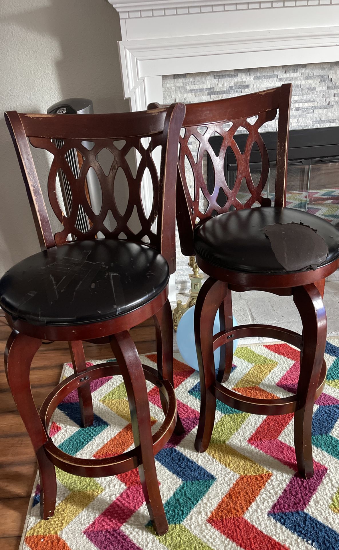 Free Swivel Chair Barstool. Works great just needs reupholstery