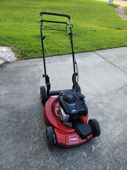 Toro Recycler 22 in, self propelled (Gas) model  21442