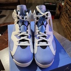 Size 9- Jordan 6 Retro Mid UNC Home