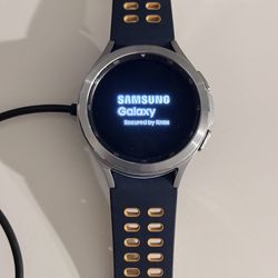 Samsung Galaxy Watch 4