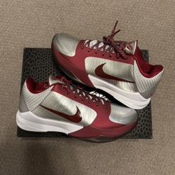 Kobe 5 “Lower Merion Aces Away”