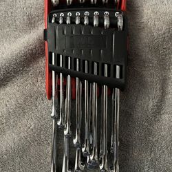 Mac tools 14-PC. Wrench Set - 6-PT. Metric