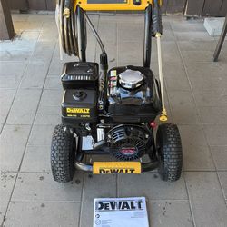 3600 PSI DEWALT PRESSURE WASHER