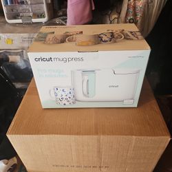 New In Box Cricut Mug Press 