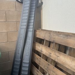 FORD F-150 RUNNING BOARDS 
