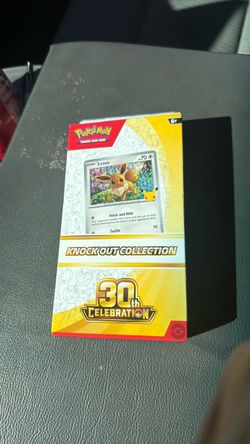 Pokemon 30th anniversary Knockout collection
