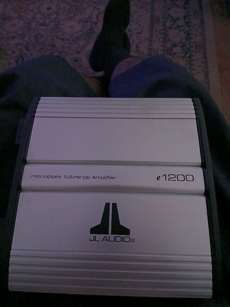 JL Audio Amplifier 