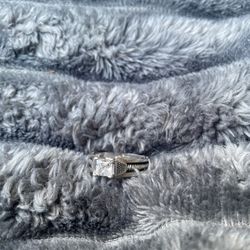 sterling silver ring size 7.5 