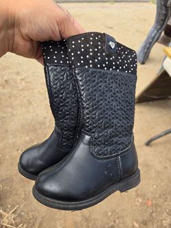 Toodler boots
