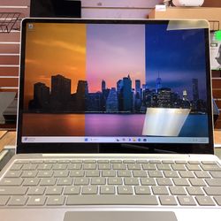 Microsoft Surface Touchscreen Laptop