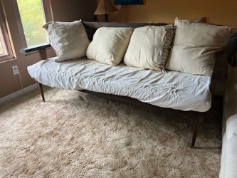 Day bed couch