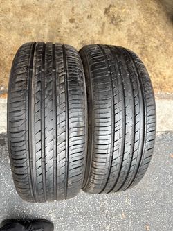 Set of 2 nice tires 215/55/17 ( We install & balance)