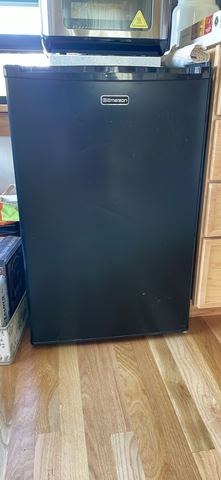 Mini Fridge 