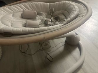 Max Cosi baby swing brand new