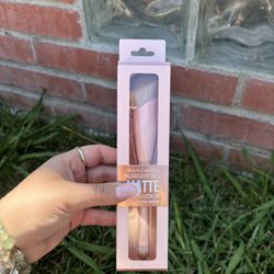 Beauty Creations Foundation Brush 