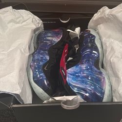 $250ea Sz:8.5 & 7 Galaxy Foamposite
