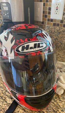 Hjc helmet size small