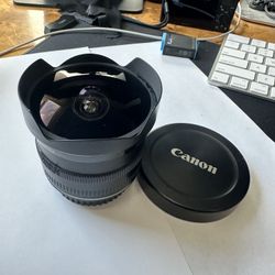 Canon Fisheye EF 15mm f/2.8 Autofocus Lens