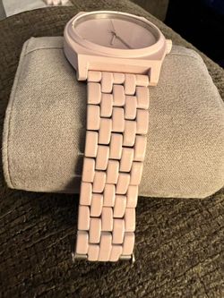 Nixon Quartz