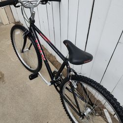 Trek 800 sport mountain bike