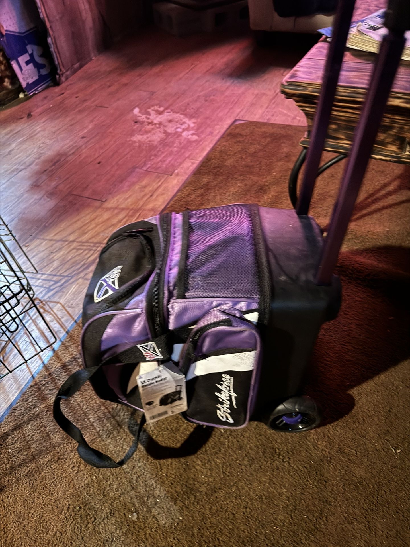 Strikeforce Bag Brunswick Ball And Women’s Brunswick Shoes Size 10