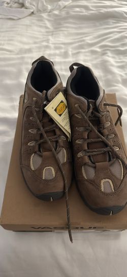 Vasque low hiking boots women’s 9.5