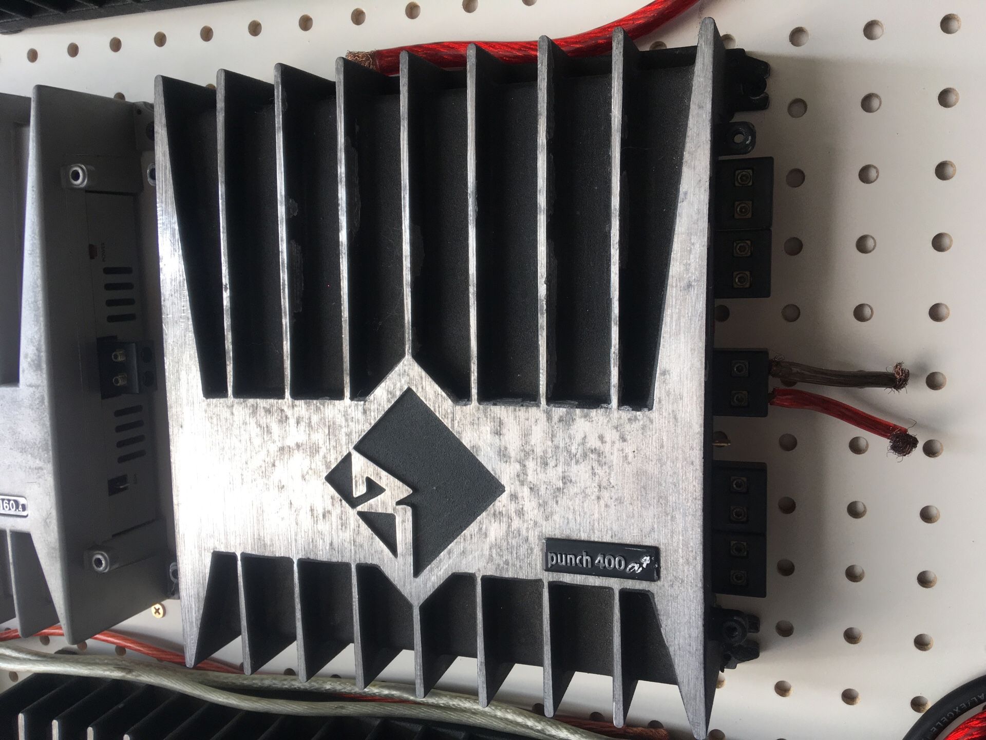 Rockford Fosgate punch 400a4 amplifier