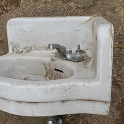 Antique Vintage Standard Porcelain Ceramic Corner Sink