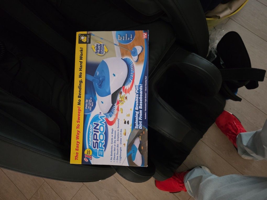 Hurricane Spin Broom - Brand New-Original Lightweight Cordless Spinning Broom  new $12