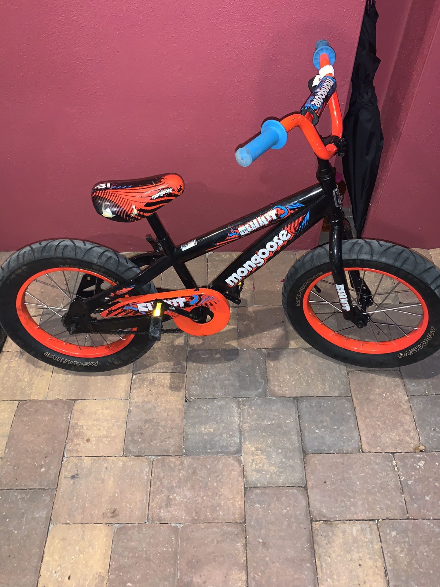 KIDS MONGOOSE ERUPT FAT TIRE BIKE 16”