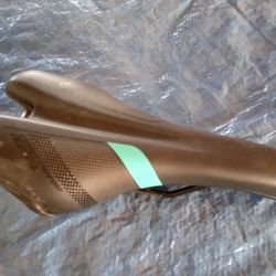 GIANT CONTACT NEUTRAL VERY NICE!