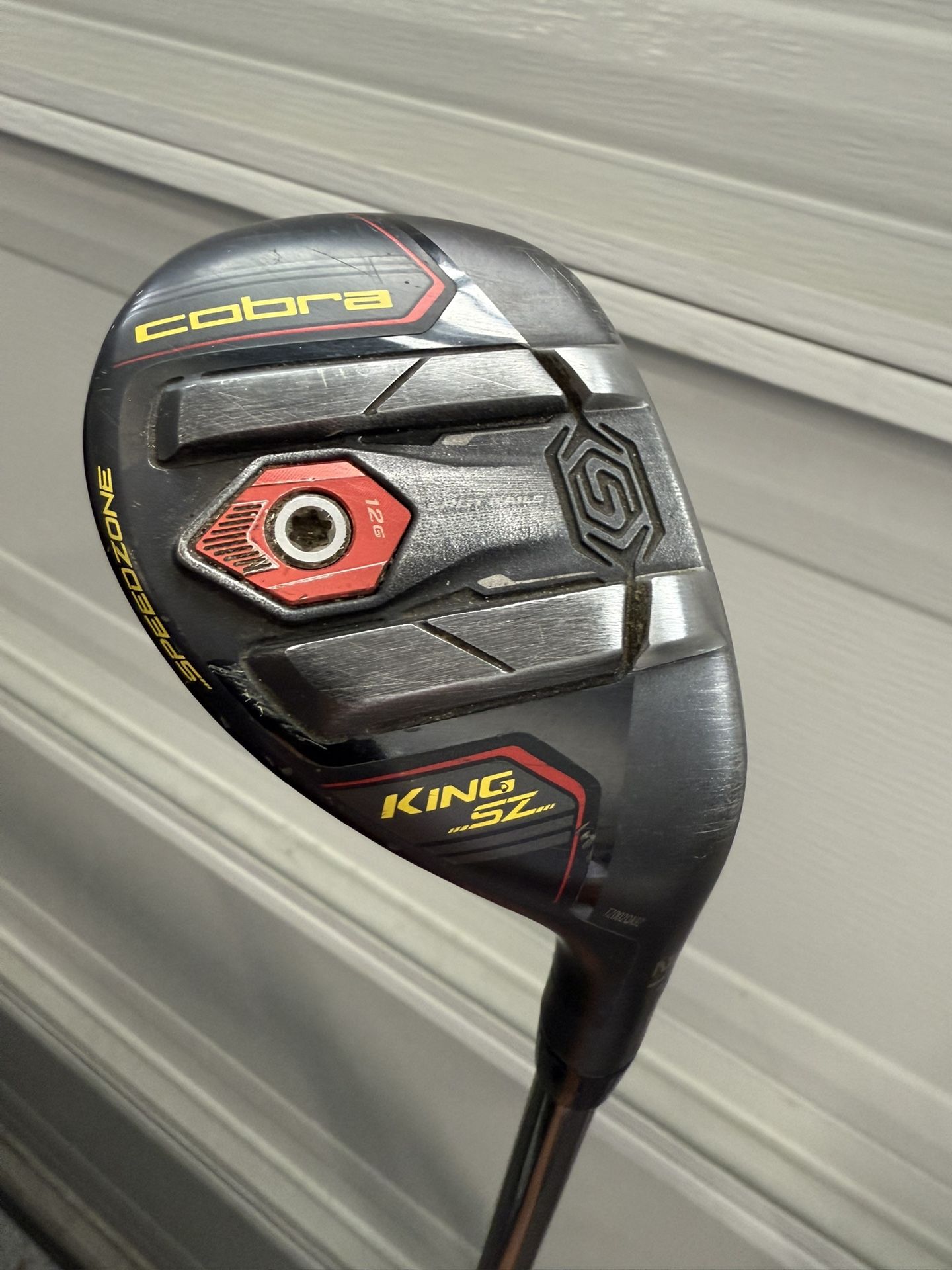 Cobra King Speedzone 4 Hybrid club Golf Pride