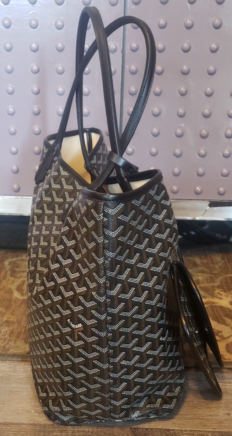 Goyard Crossbody bag for Sale in Penndel, PA - OfferUp