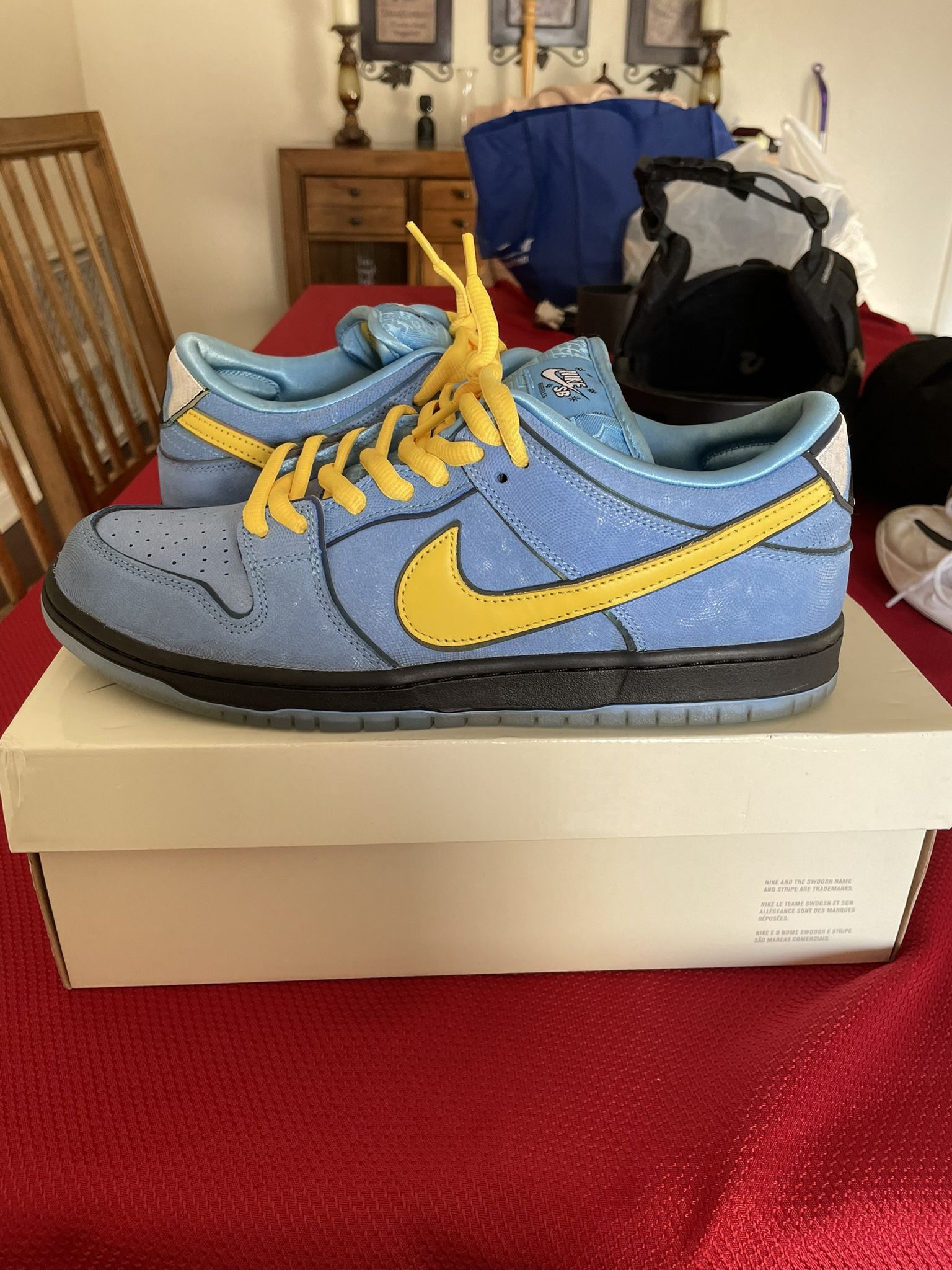 The Powerpuff Girls x Dunk Low Pro SB QS “Bubbles”