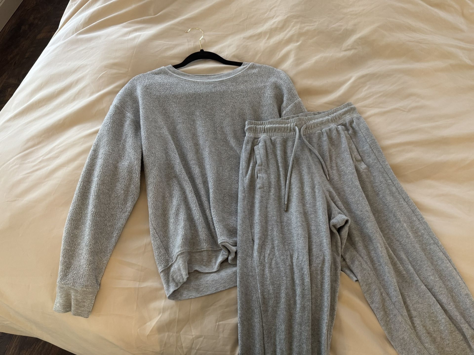 Cozy Gray Lounge Set
