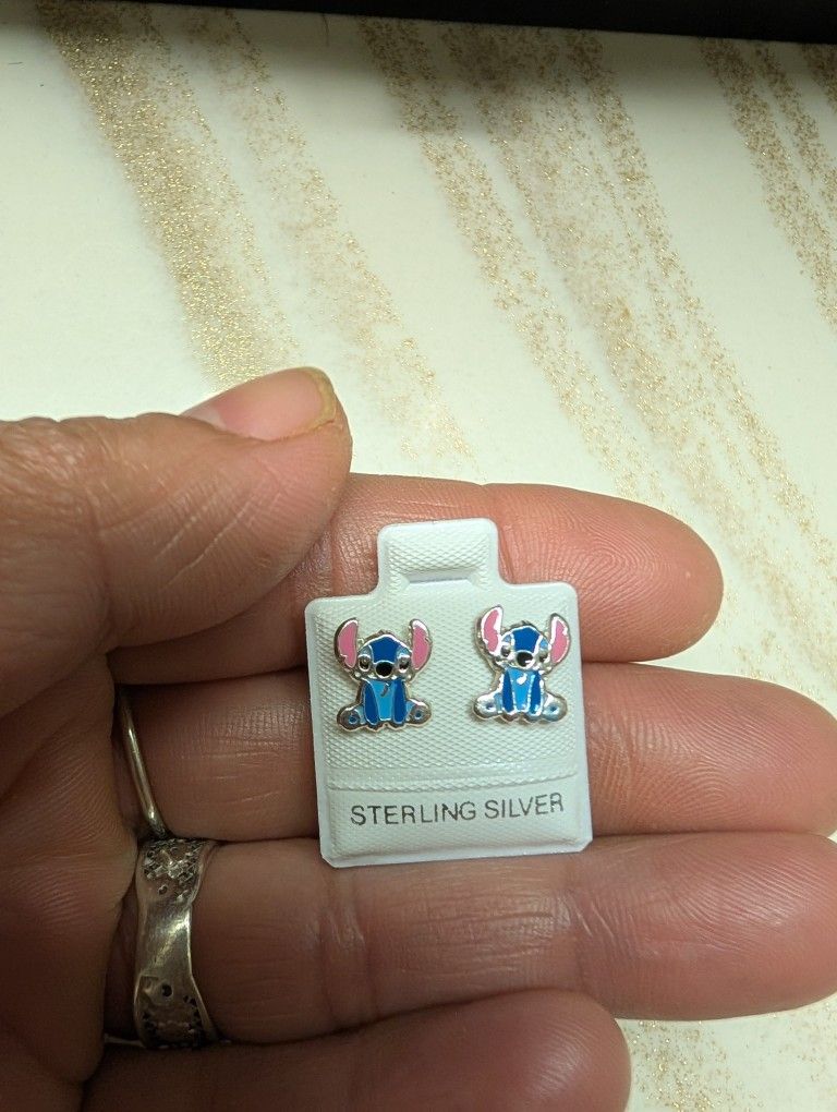 Silver .925 Stitch Earrings